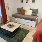 Chambre Familiale Independante Avec Salle De Bain Privee