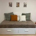 Chambre Familiale Independante Avec Salle De Bain Privee