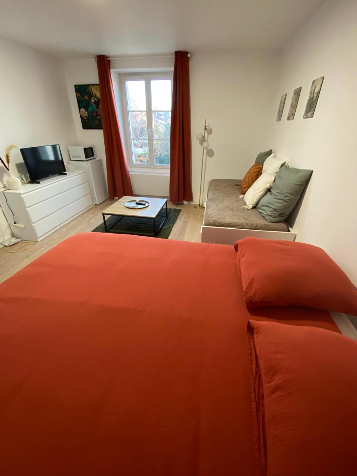 Familiale Independante Avec Salle De Bain Privee Poitiers